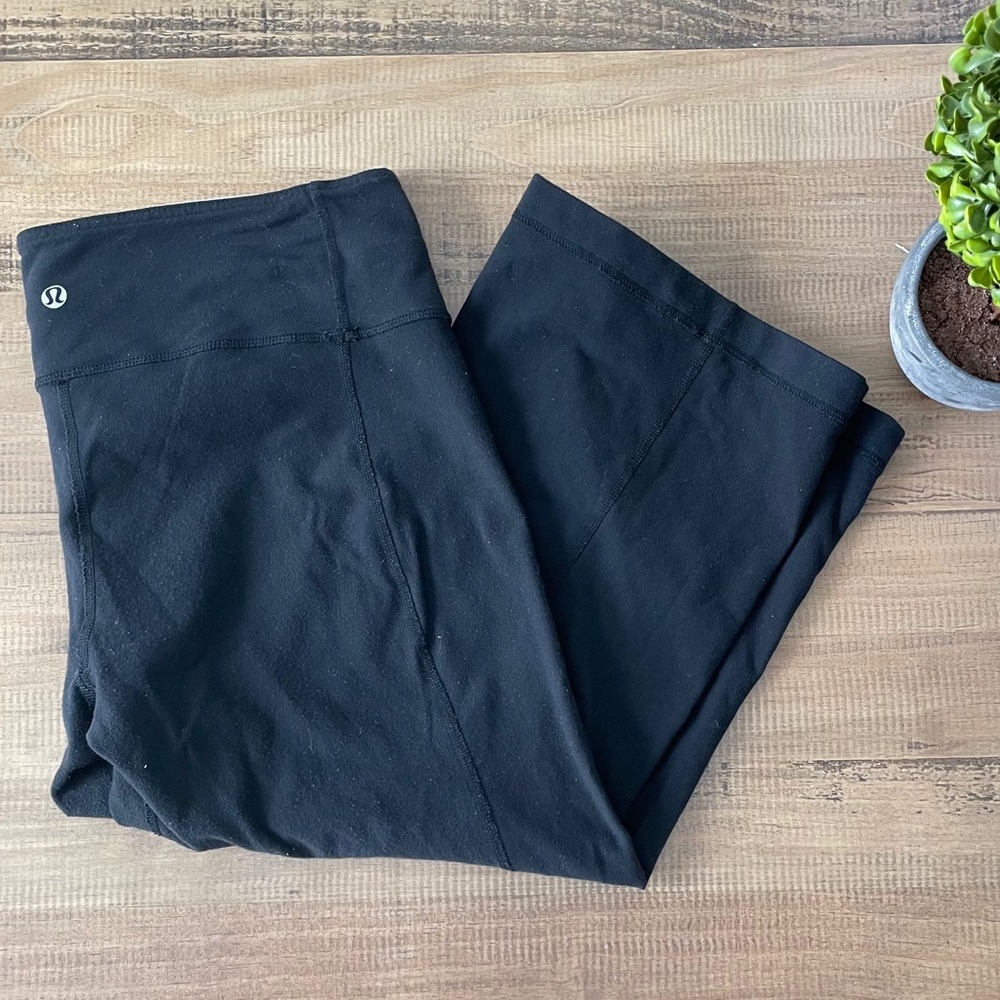 (USED) Lululemon Wide Capri Pants